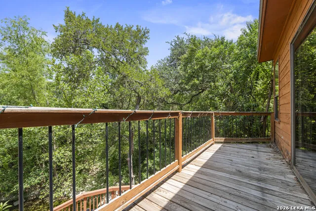 800 LEONARD ST Austin, TX 78705