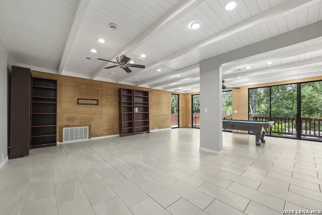 800 LEONARD ST Austin, TX 78705