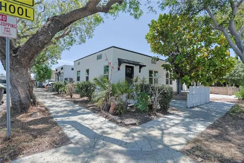 401 S Garnsey