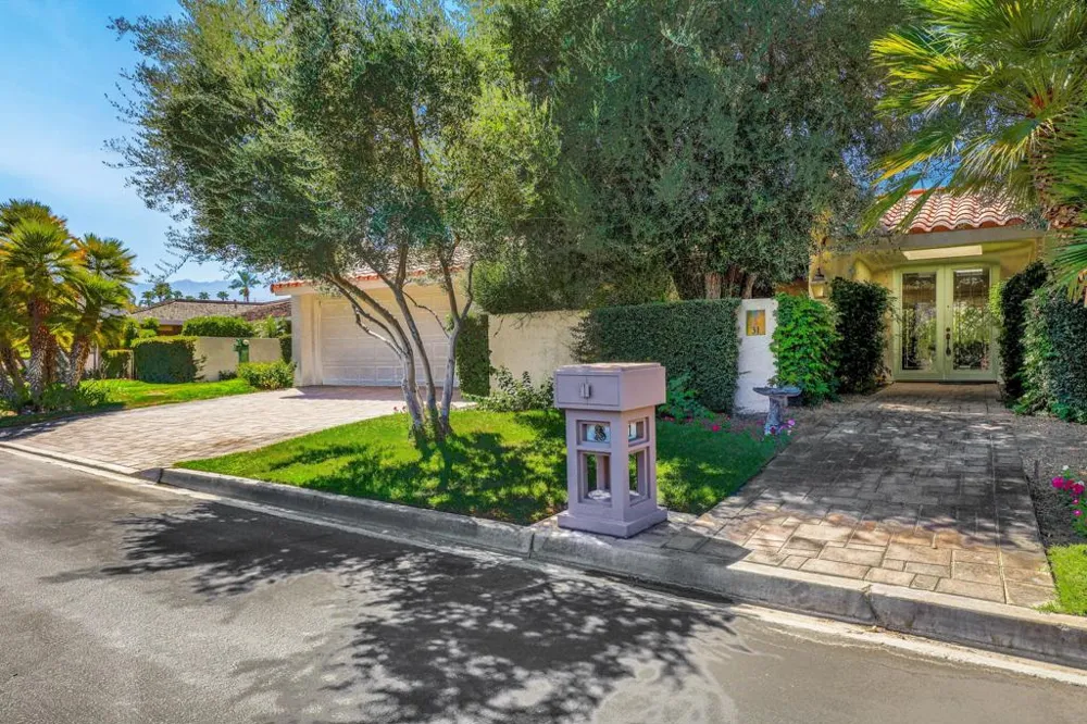 31 Stanford Drive Rancho Mirage, CA 92270
