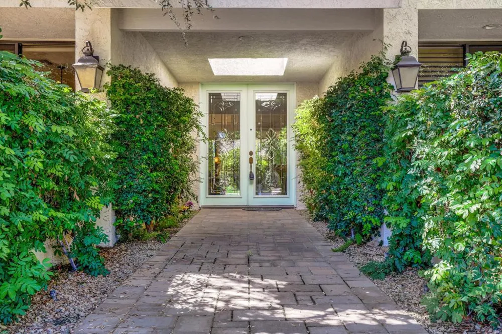 31 Stanford Drive Rancho Mirage, CA 92270