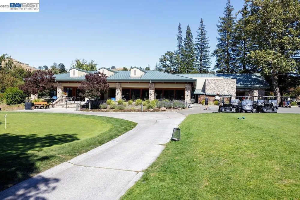 2520 Ptarmigan #1 Walnut Creek, CA 94595