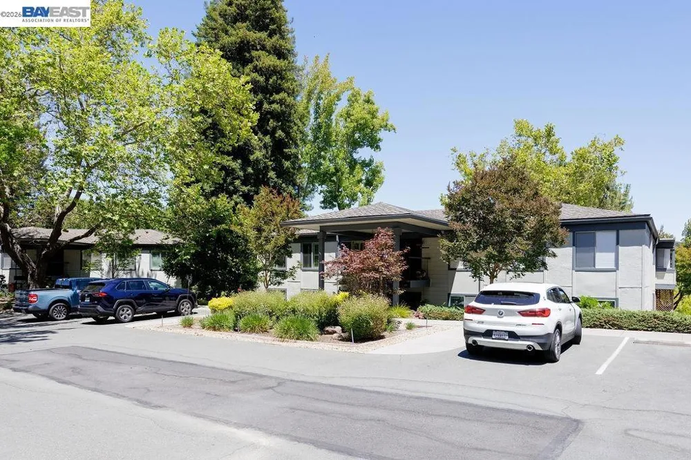 2520 Ptarmigan #1 Walnut Creek, CA 94595