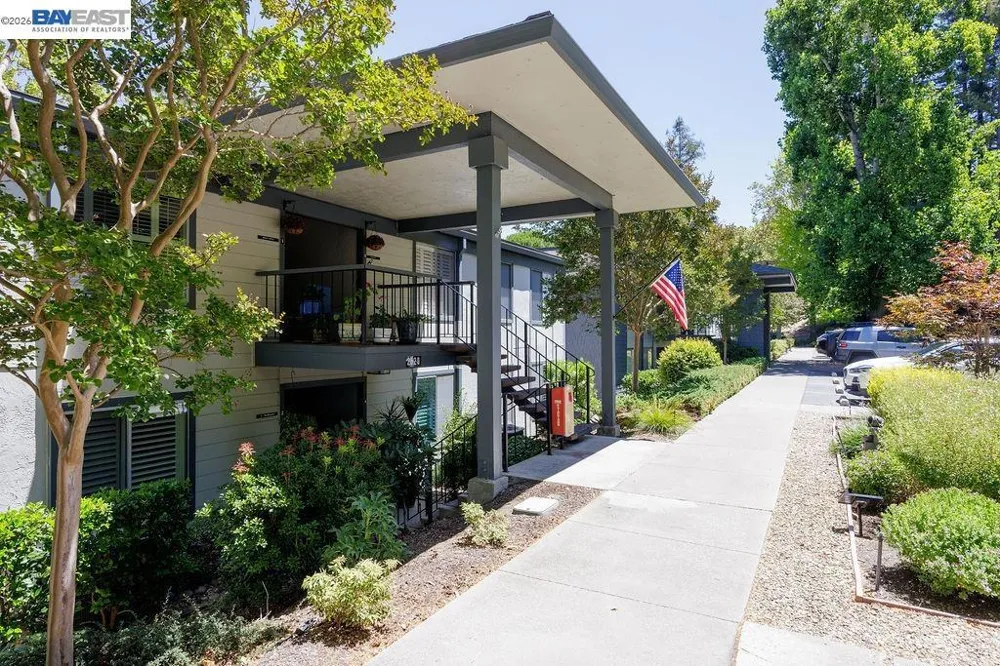 2520 Ptarmigan #1 Walnut Creek, CA 94595