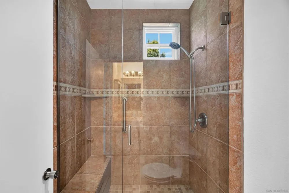 4204 3rd #7 San Diego, CA 92103