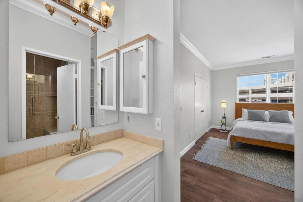 4204 3rd #7 San Diego, CA 92103
