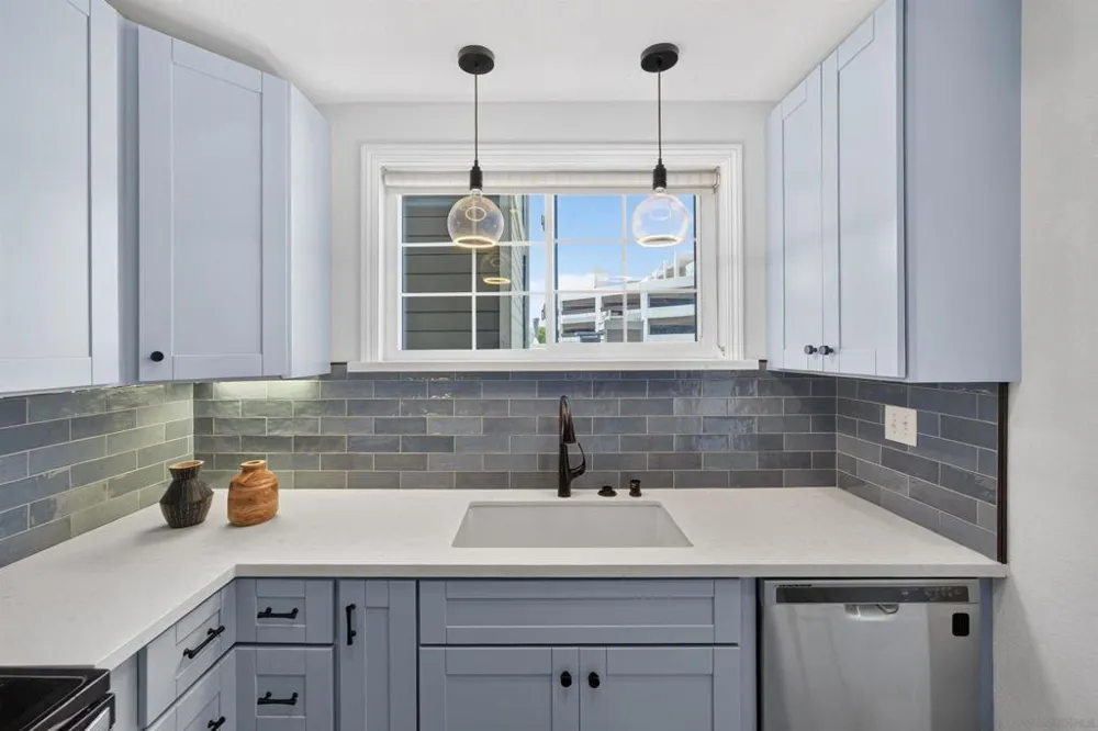 4204 3rd #7 San Diego, CA 92103