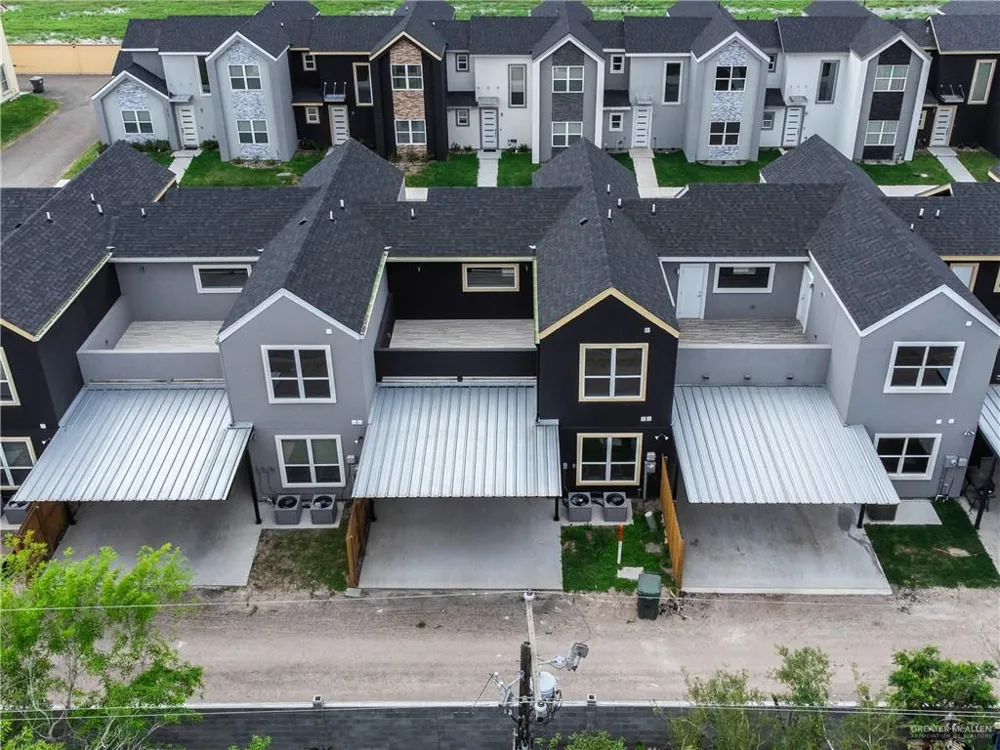 5402 Crown Point Pharr, TX 78577