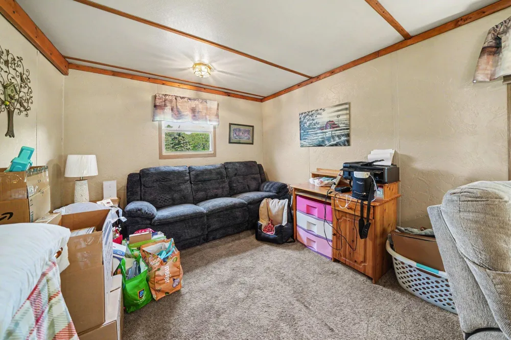 829 E Wagner Road Buchanan, MI 49107
