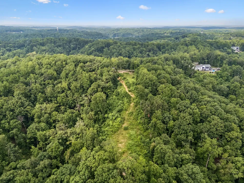 1065 Sioux Trail Pegram, TN 37143
