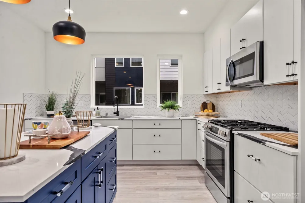 11544 17th Circle SW Burien, WA 98146