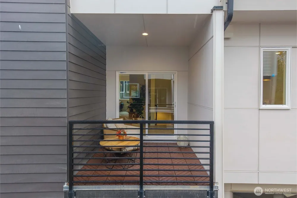 11544 17th Circle SW Burien, WA 98146