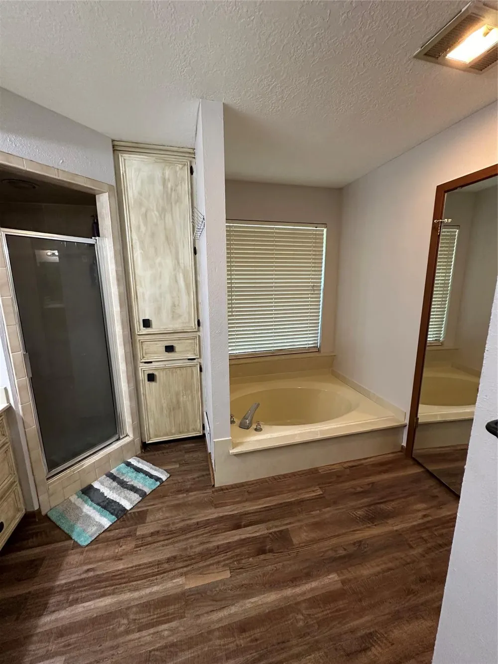 180 Laurie Lane Silsbee, TX 77656