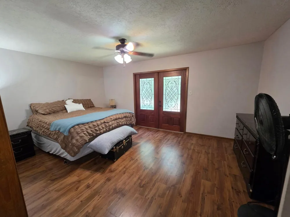 180 Laurie Lane Silsbee, TX 77656