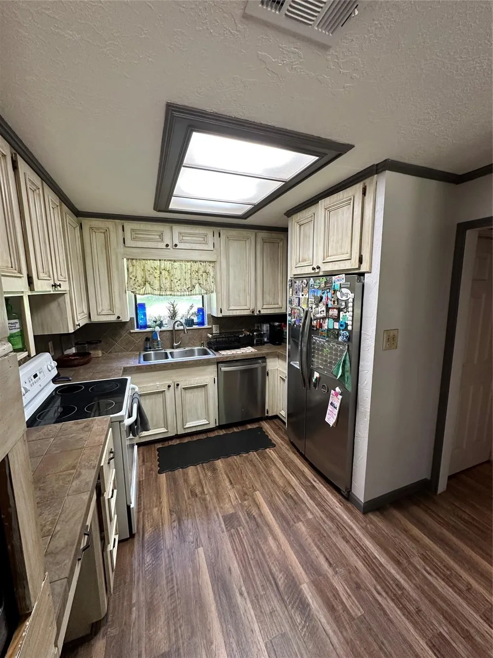 180 Laurie Lane Silsbee, TX 77656