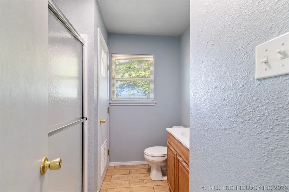 8405 E Nightingale Road Atoka, OK 74525