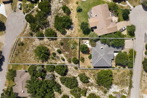 20802 Madison Cove