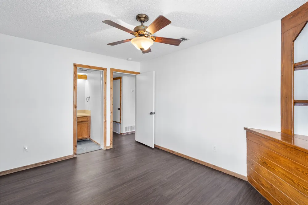 334 Coventry Road Spicewood, TX 78669