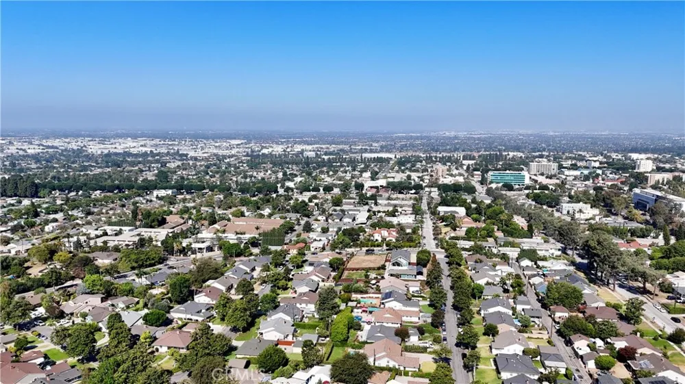 Penn St Whittier, CA 90602