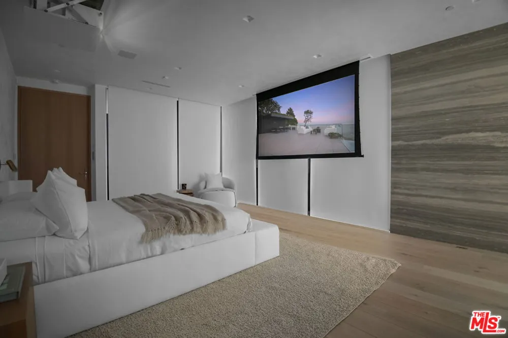 26946 Pacific Coast Highway Malibu, CA 90265