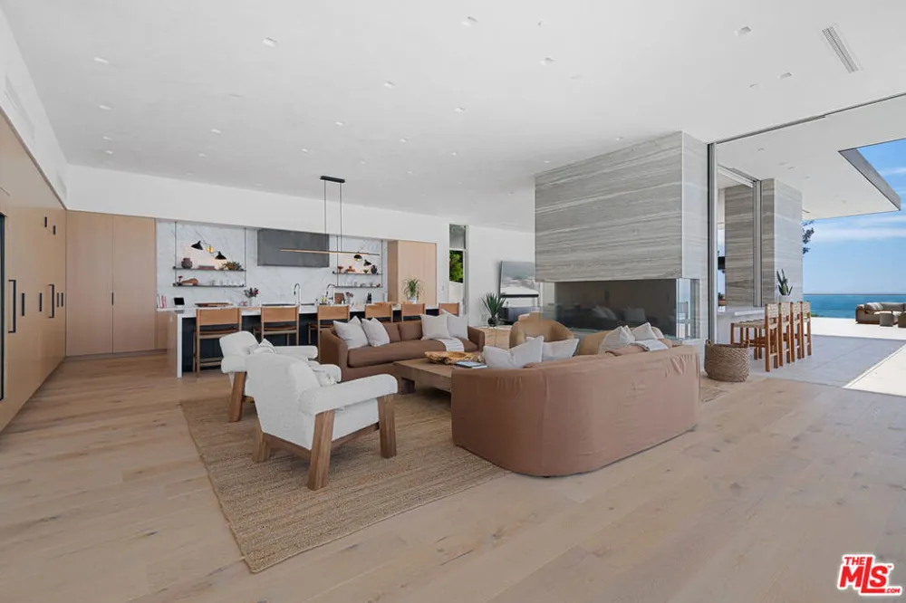 26946 Pacific Coast Highway Malibu, CA 90265