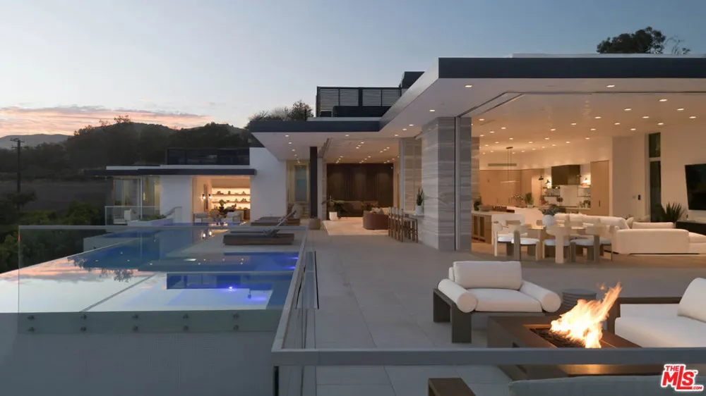 26946 Pacific Coast Highway Malibu, CA 90265