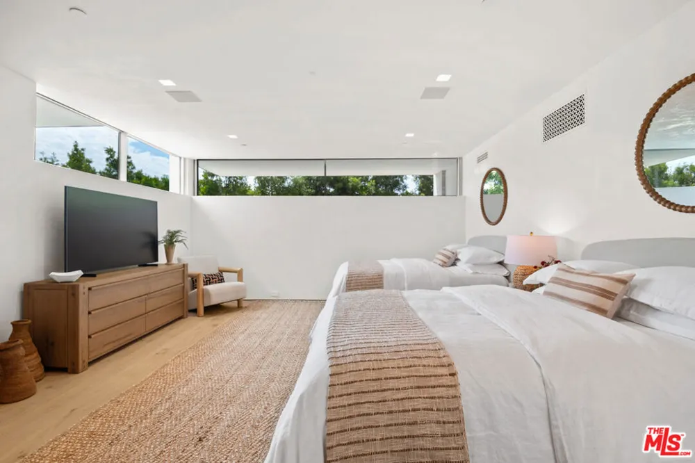 26946 Pacific Coast Highway Malibu, CA 90265