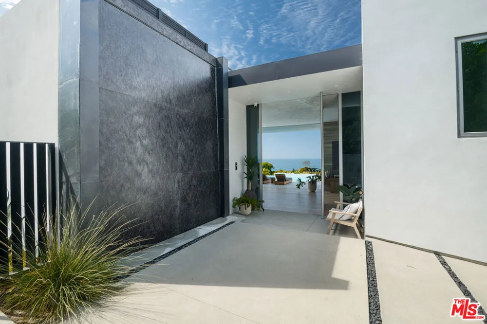 26946 Pacific Coast Highway Malibu, CA 90265