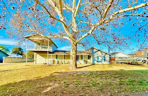12158 Landing Drive