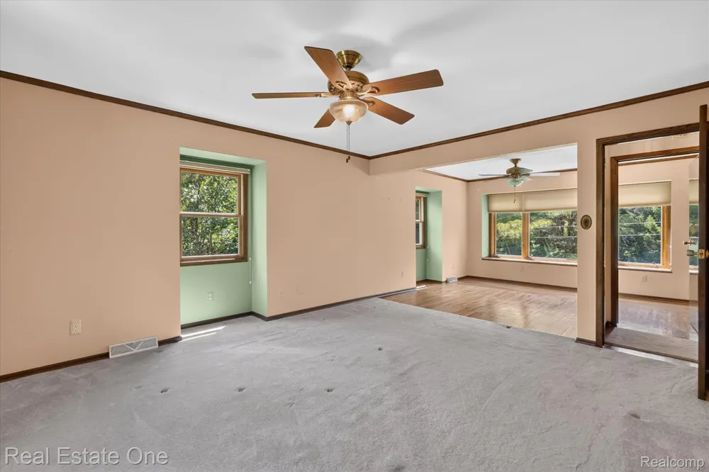 6039 Fish Lake Road Highland Charter Township, MI 48442
