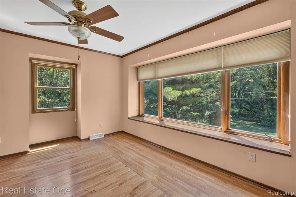 6039 Fish Lake Road Highland Charter Township, MI 48442