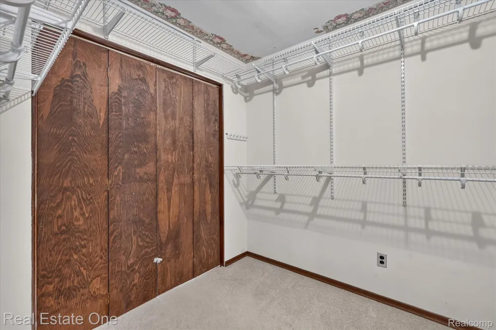 6039 Fish Lake Road Highland Charter Township, MI 48442