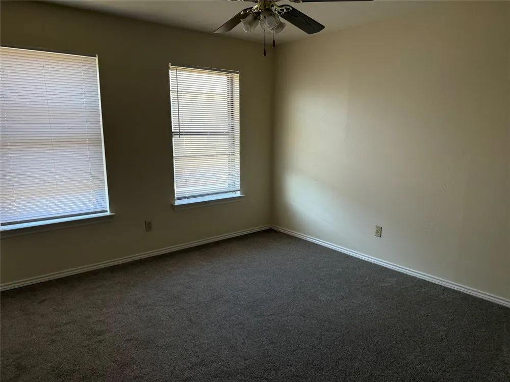 1294 Speight Avenue Waco, TX 76706