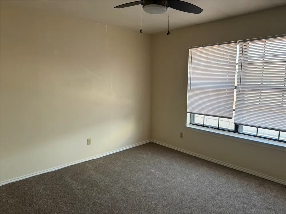 1294 Speight Avenue Waco, TX 76706