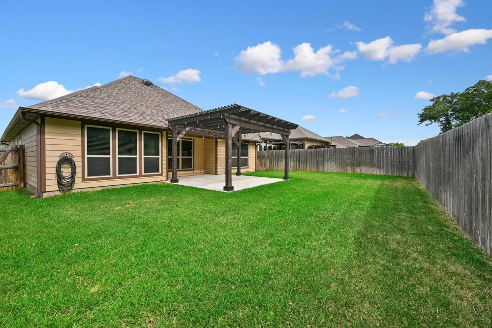 2117 Stubbs Drive Bryan, TX 77807