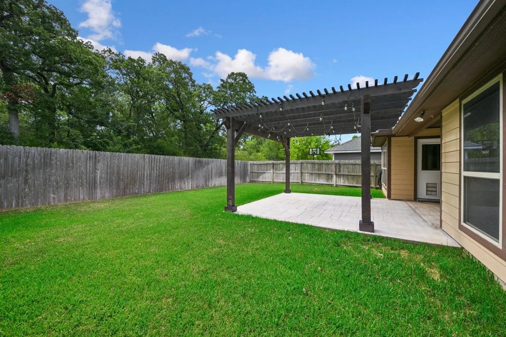 2117 Stubbs Drive Bryan, TX 77807