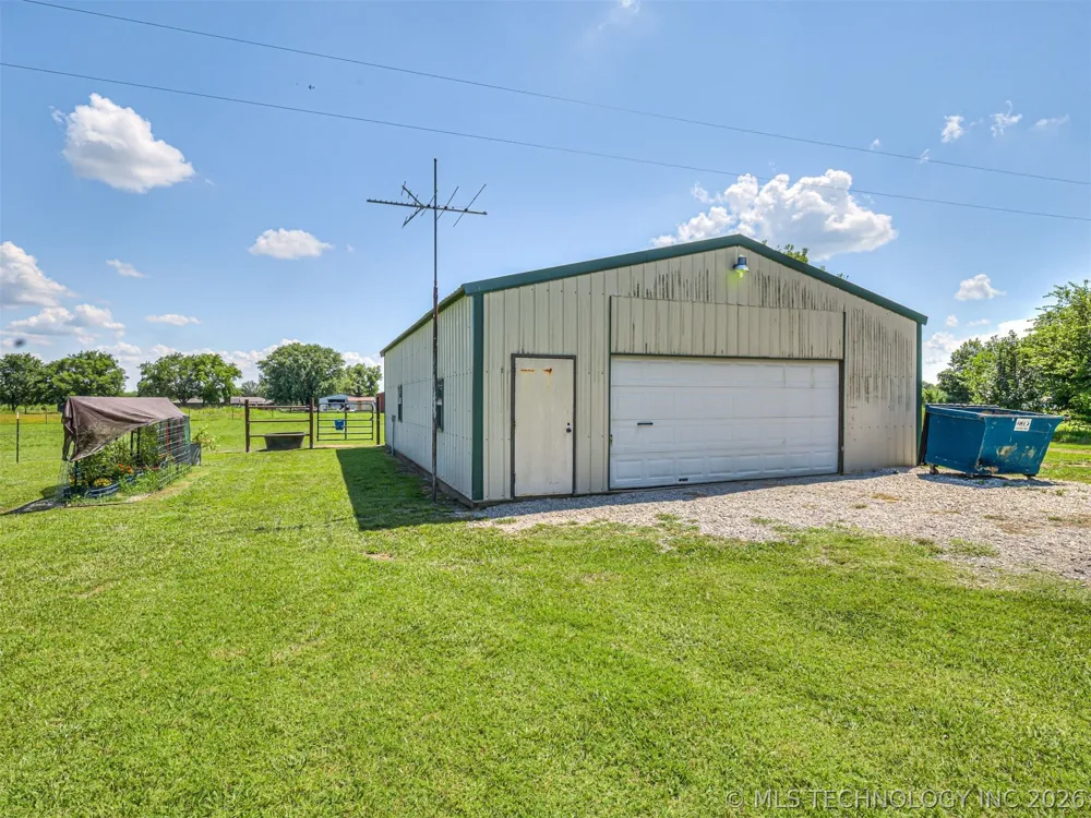 1240 E 163rd Street Skiatook, OK 74070