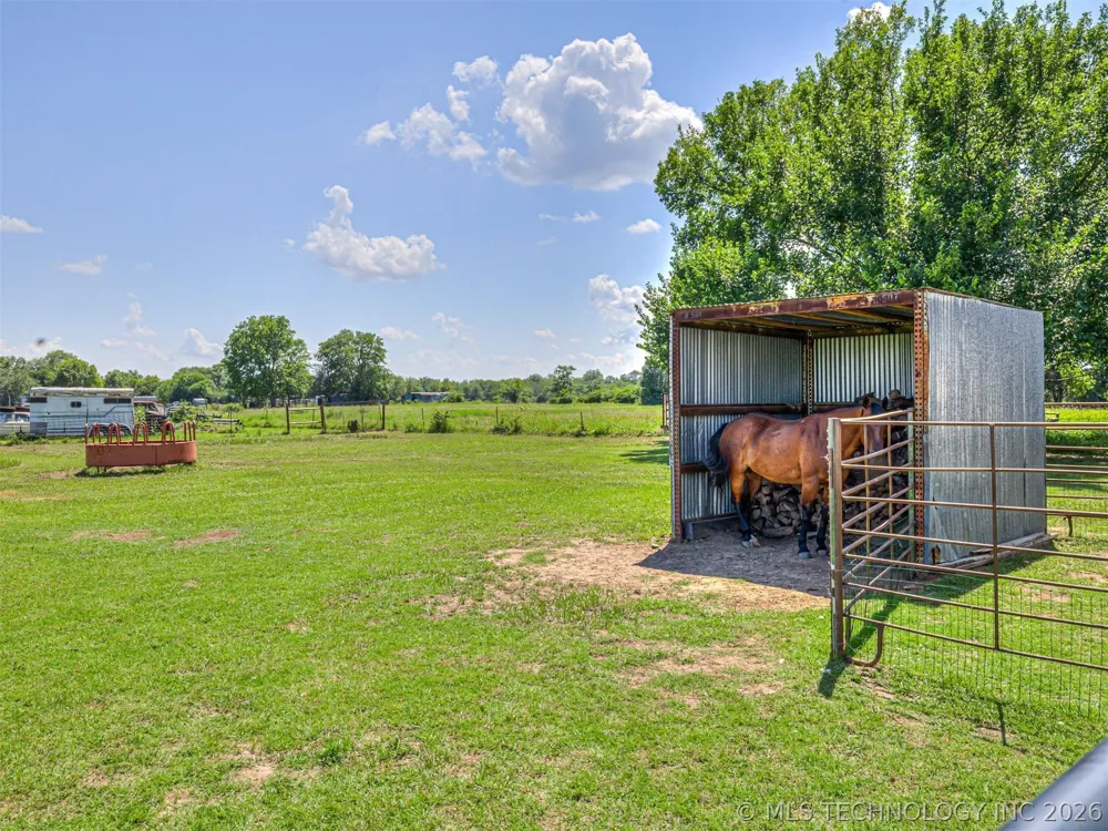 1240 E 163rd Street Skiatook, OK 74070