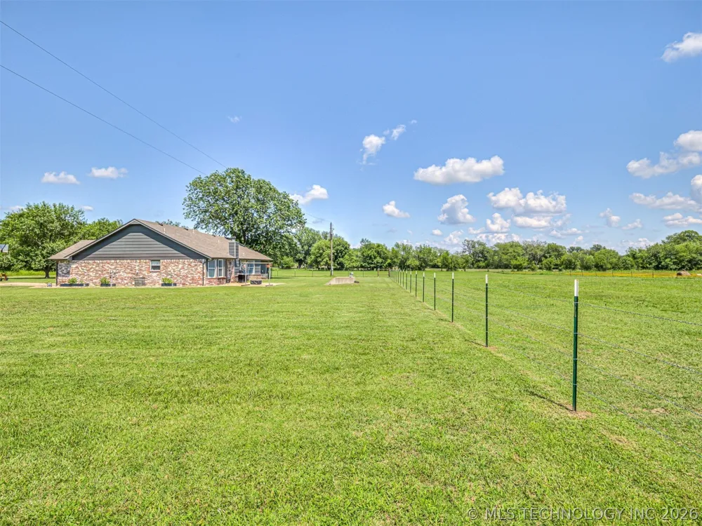 1240 E 163rd Street Skiatook, OK 74070
