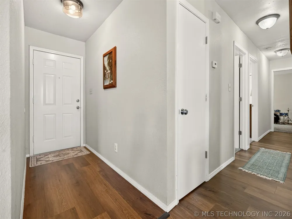 1240 E 163rd Street Skiatook, OK 74070