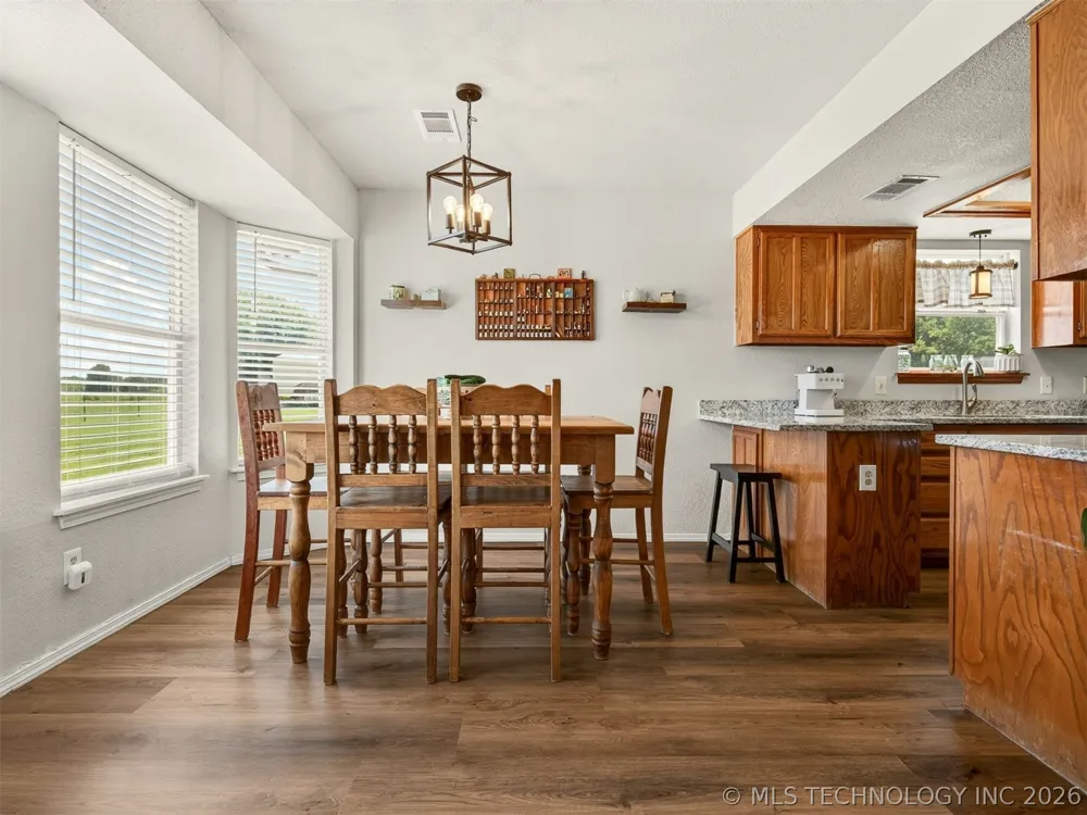 1240 E 163rd Street Skiatook, OK 74070