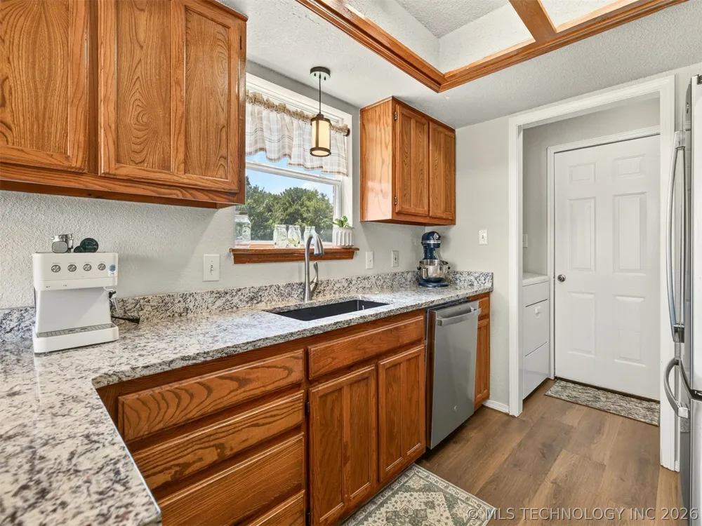 1240 E 163rd Street Skiatook, OK 74070