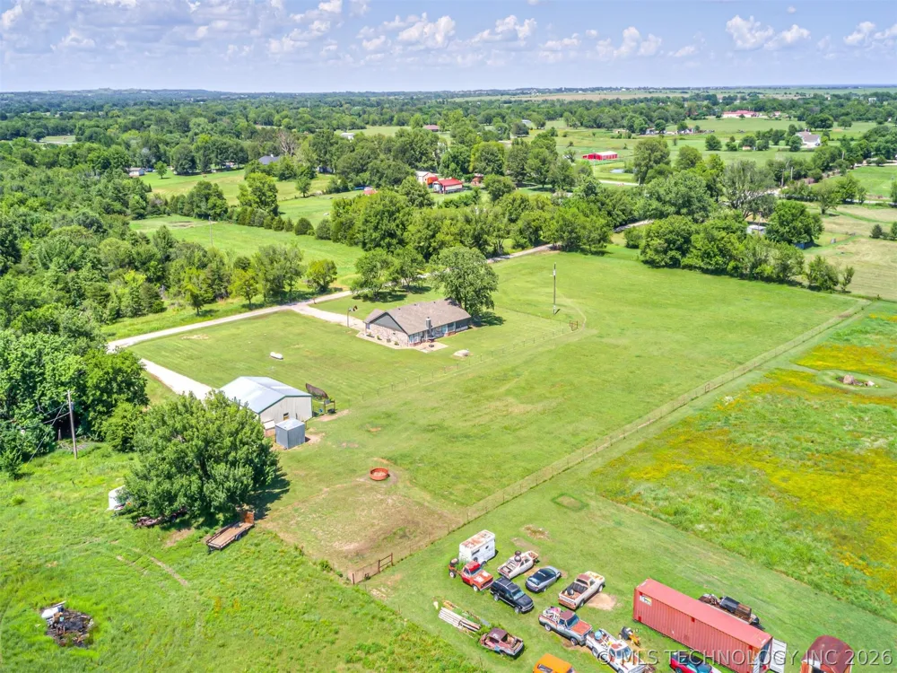 1240 E 163rd Street Skiatook, OK 74070