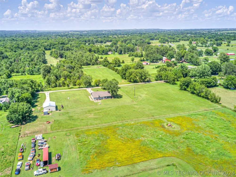 1240 E 163rd Street Skiatook, OK 74070