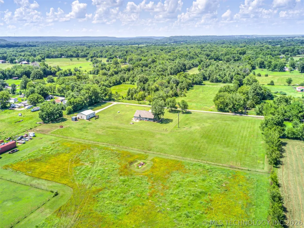 1240 E 163rd Street Skiatook, OK 74070