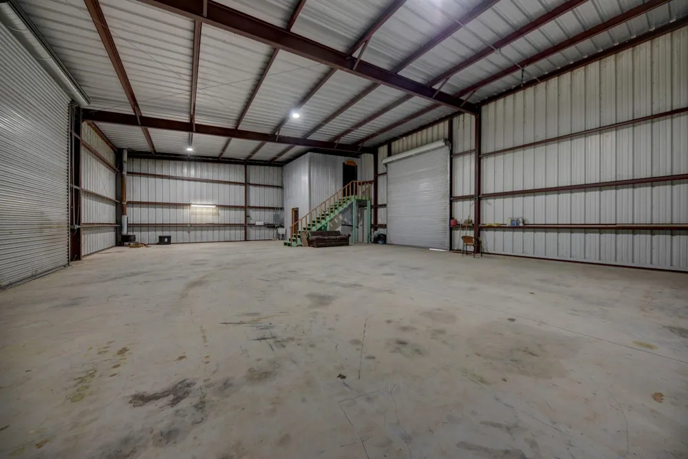 225 Private Road 4007 Hallettsville, TX 77964