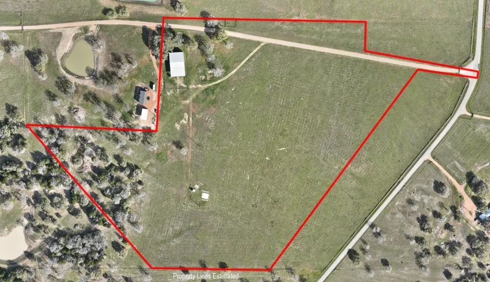 225 Private Road 4007 Hallettsville, TX 77964