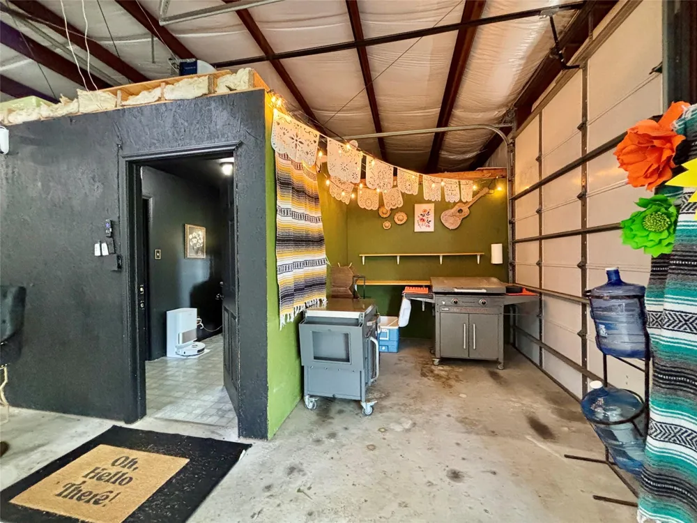 509 Seakist Road Port Lavaca, TX 77979