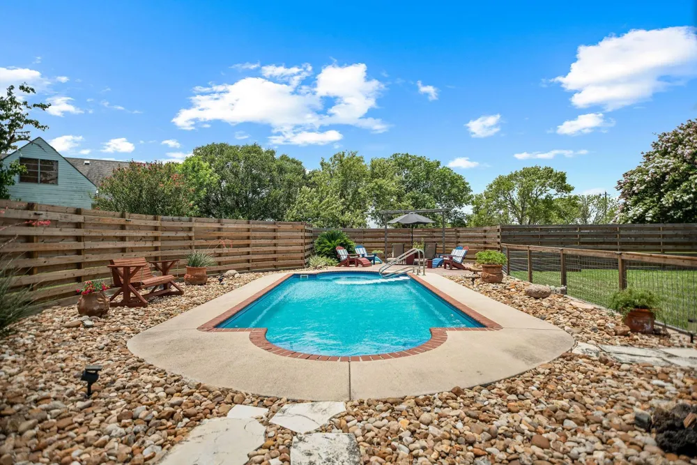 509 Seakist Road Port Lavaca, TX 77979