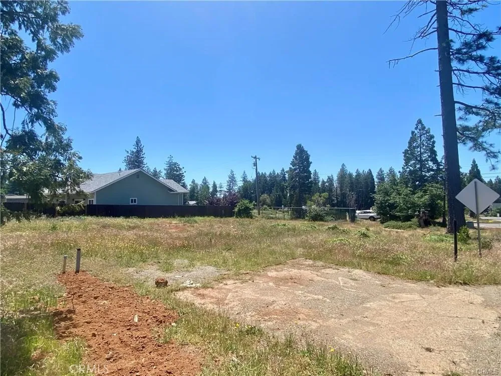 14166 Creston Magalia, CA 95954
